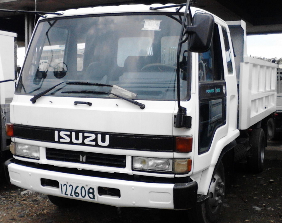 isuzu  forvard широкая кабина